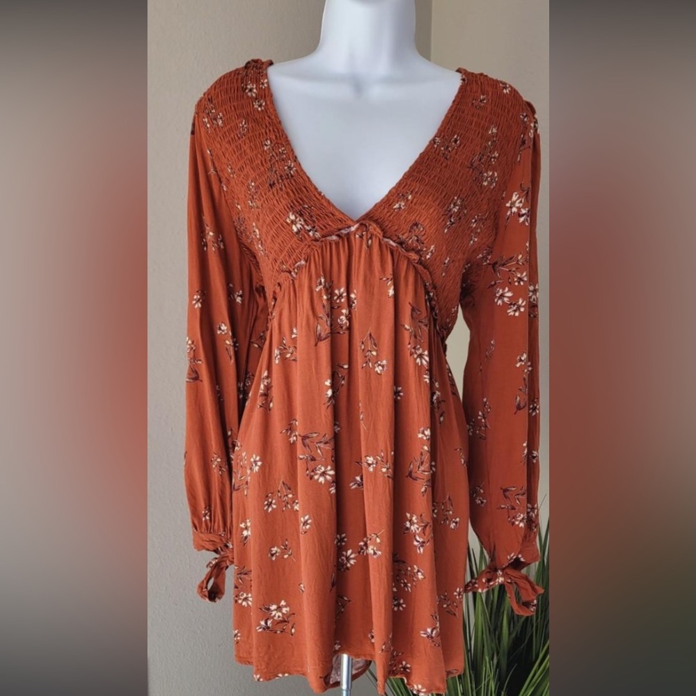 Wild Fable Long Sleeve Floral Pheasant Dress. Worn once. Could work for XS or S.